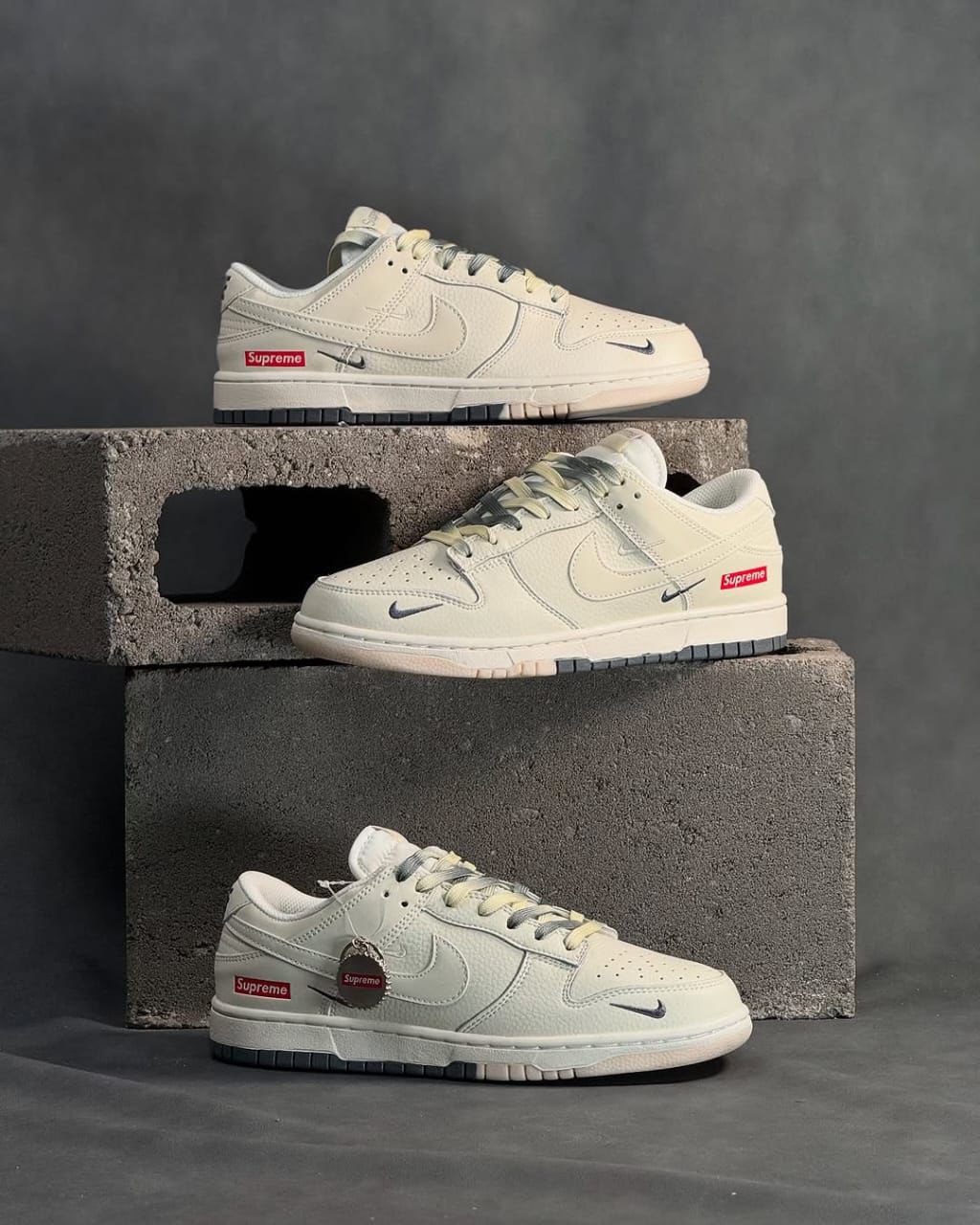 Nike Sb Dunk X Supreme White Grey Double Color Sole Sneaker For Men's