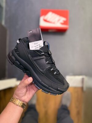Nike Zoom Vomero Roam Triple Black