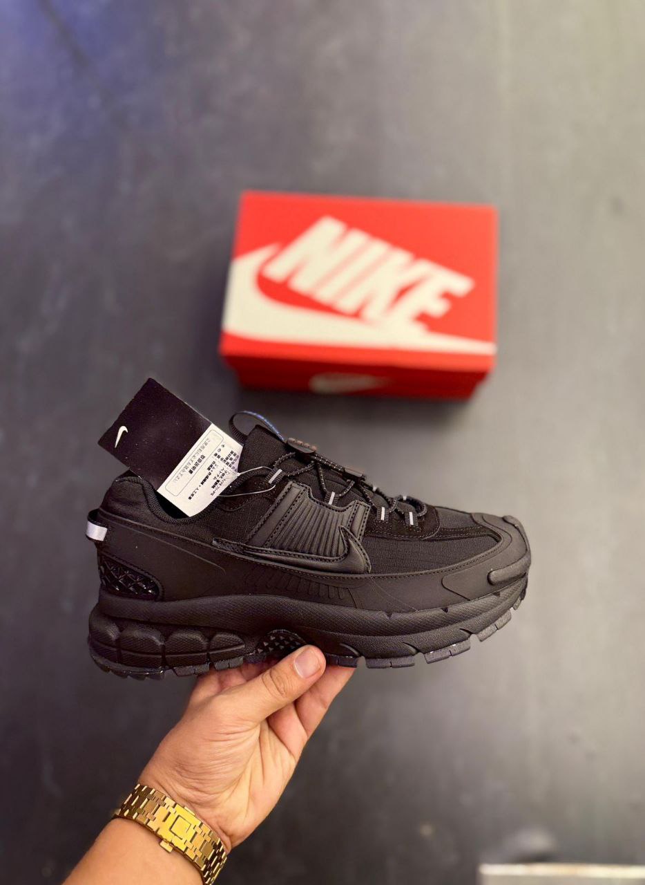 Nike Zoom Vomero Roam Triple Black