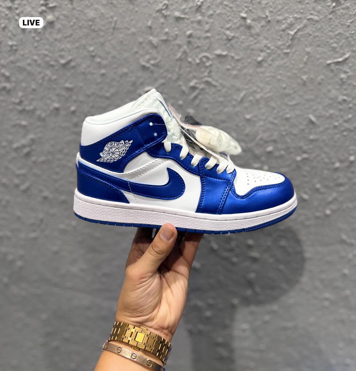 Nike Air Jordans Retro 1 Mid Royal Sneaker for Men's