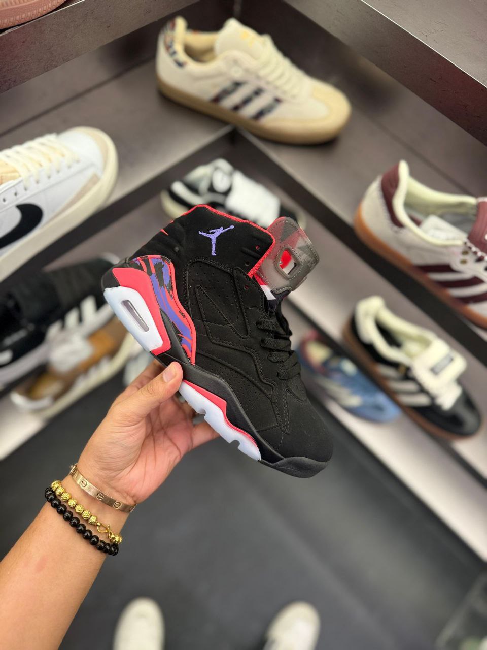 Air Jordans Retro 6 Jumpman Mvp Black Red Sneaker for Men's